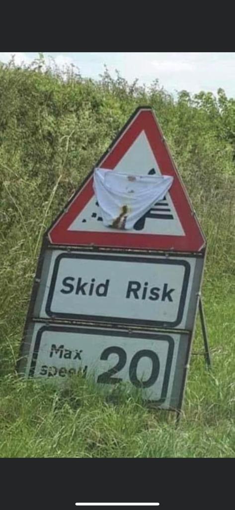manchsafety's tweet photo. Thinking of adding a new chapter 8 sign to our range 🤔 https://t.co/KLTIw9duCH
