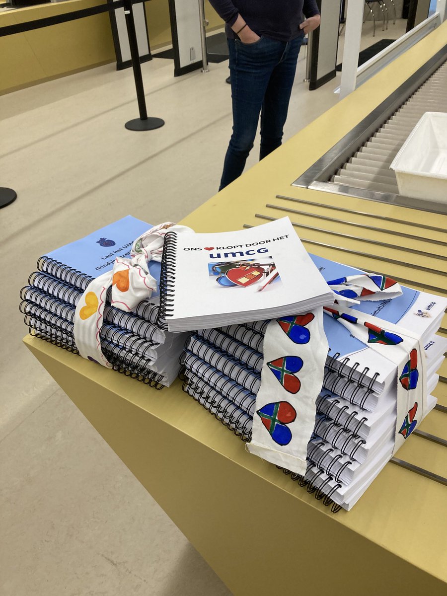 Ate van der Zee tweet media