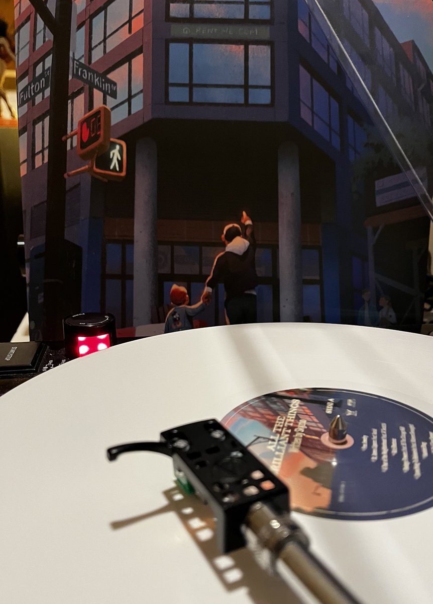 MaxBoor's tweet image. My personal album of the year 2021. @skyzoo #AllTheBrilliantThings. This one rarely leaves my deck… 🏆🔥👑
#vinyl #vinyl4dayz #vinyljunkie #vinylcollection #hiphopvinyl #hhvdelivery