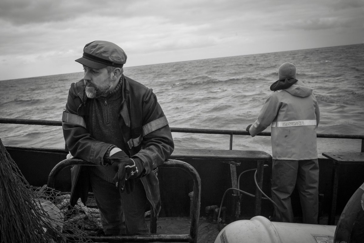 SlungLow tweet media