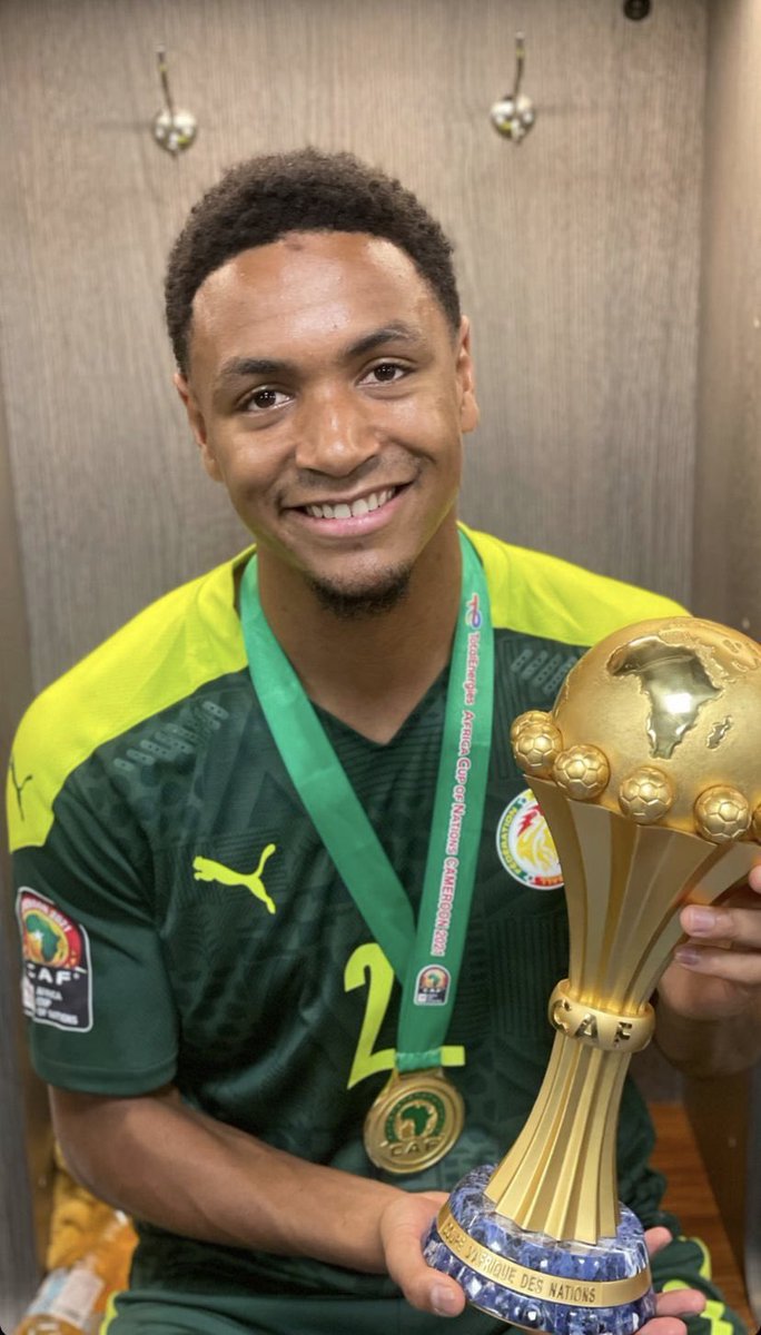 Makhfouss2's tweet photo. Alors les gars Abdou Diallo est ici sur la TL, montrons lui qu’on est TRÈS TRÈS FIERS DE LUI. C’est simple laisse un Fav, RT puis un « Merci @Abdou_diallo_, nous sommes fiers de toi et de toute l’équipe » 🇸🇳🇸🇳🇸🇳🇸🇳🇸🇳🇸🇳🇸🇳

🇸🇳🇸🇳🇸🇳🇸🇳🇸🇳🇸🇳🇸🇳🇸🇳🇸🇳🇸🇳🇸🇳🇸🇳🇸🇳 https://t.co/8Q8m8knWyt