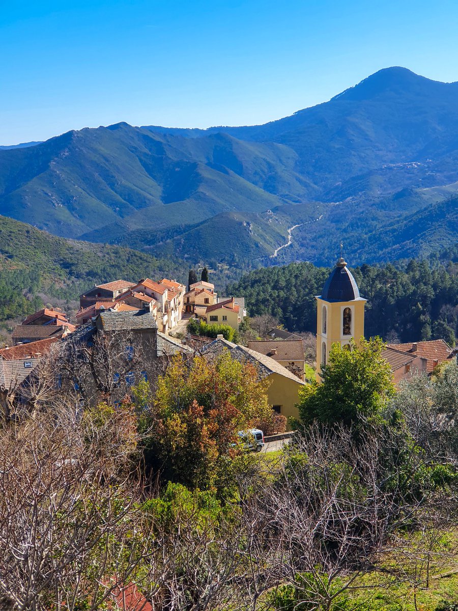 AvistaCom's tweet photo. Lochi Venachesi
#corsica #venaco https://t.co/4tLrCFxEsW