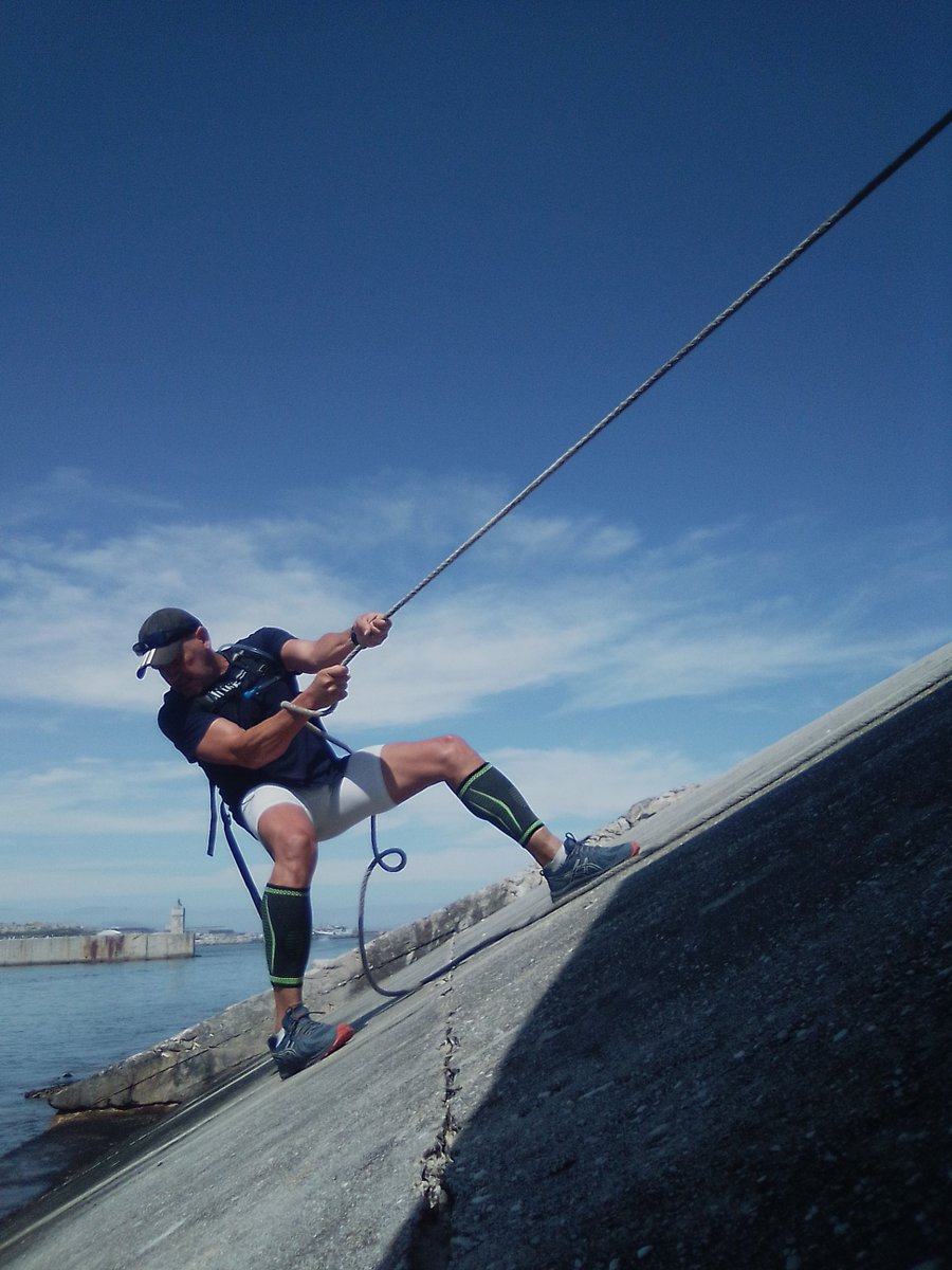 jumping into shark territory 

Crazy waters Coast line of Southern Tip of Africa.....shark country

youtu.be/5gDwZWkAMQA