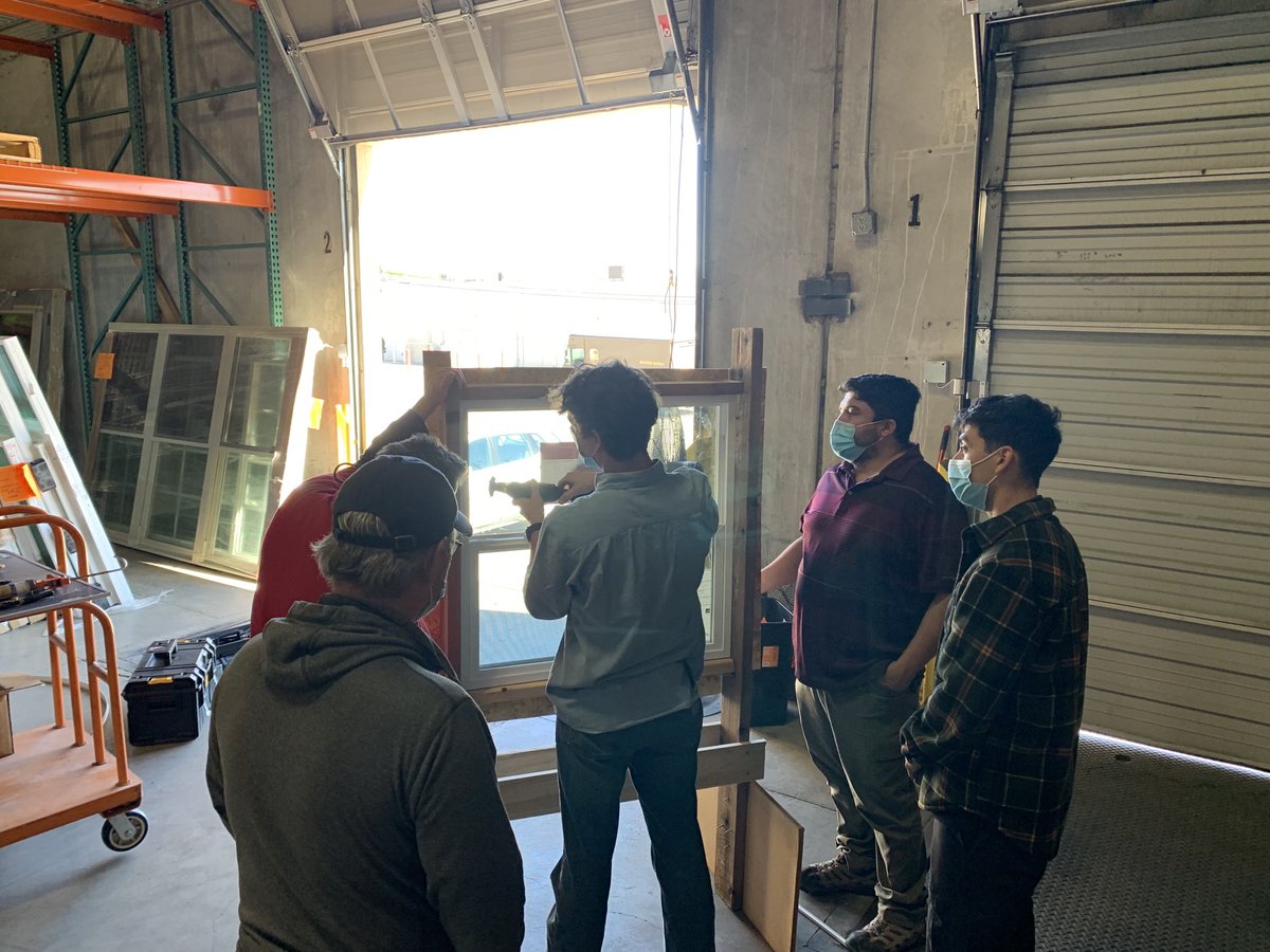 Services training with our San Antonio and Austin Measure Techs. Nice job Ryan for showing them how to get it done!  ⁦@DGM_MarcialRod⁩ ⁦@kristenlink2⁩