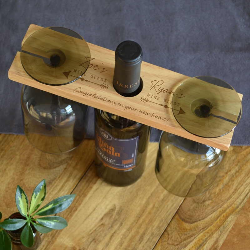 AlwaysPersonal's tweet image. If you're celebrating Valentine's Day this year with a cosy night in, one of these personalised wine glass holders makes a great addition to a special bottle of wine or prosecco! 

alwayspersonal.co.uk/products/perso…