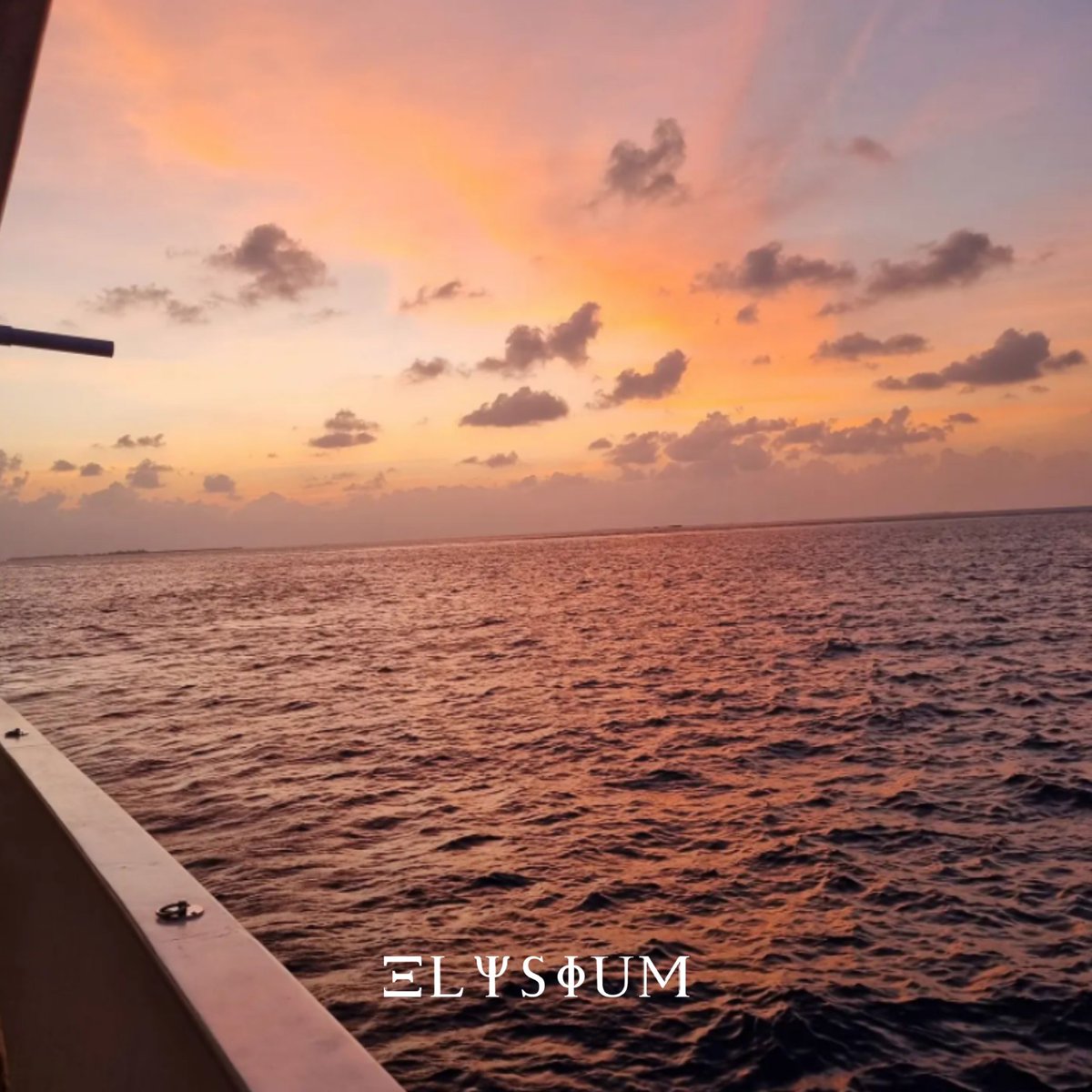 Sunsets show that no matter what happens, each day may end beautifully. @flabbnft enjoying a sunset cruise with @superyachtsmonaco.
Where do you want to spend your day watching the sunset?

#ElysiumClub #ElysiumClubNFT #NFTCommunity #NFTArt #NFTchest #Superyachtsmonaco
