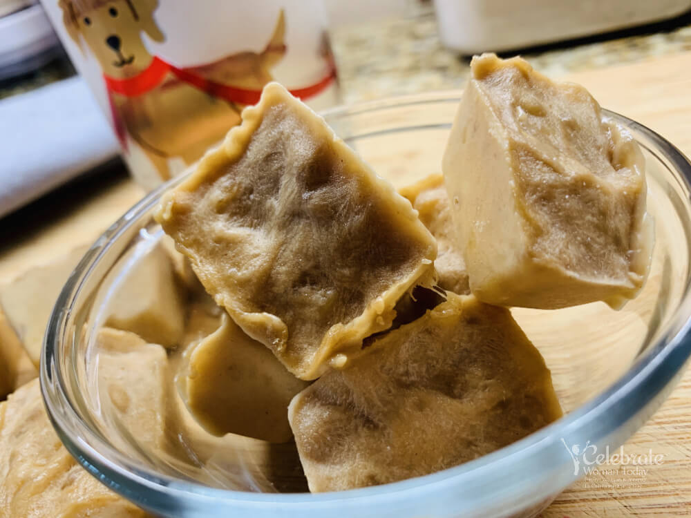 DiscoverSelf's tweet photo. If you want to add some frozen #dog #snacks to your puppy's day, here are a few recipes for Dog's Popsicles. #pets #dogsoftwitter #dogs #popsicle #pupsicles #hydration #dogpopsicles https://t.co/SdgMtTOHRy https://t.co/YL8dCG4XZM