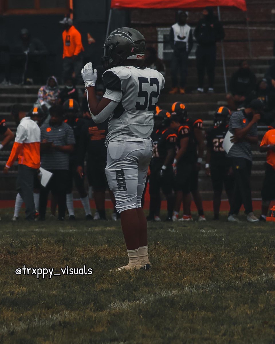 l_alijah's tweet photo. Beyond blessed to receive a offer from Mission Tech prep 🙏🏾‼️
@prep_mission @CoachSmithSBC @CoachB_Wright79 https://t.co/7SGtXuOtbe