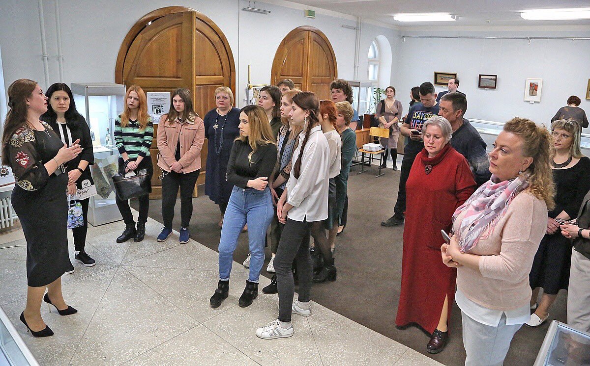 VSTUnews's tweet photo. 5 лет назад, 1 февраля 2017 года, начал свою работу Музей инженерного дела, объединивший музей истории ВГАСУ и музей ВГТУ. В настоящее время в Музее инженерного дела идет реконструкция экспозиции, активно пополняются его фонды.
https://t.co/sffEq4MgSa
#опорныйвуз #Воронеж https://t.co/nUG9WnDlKf
