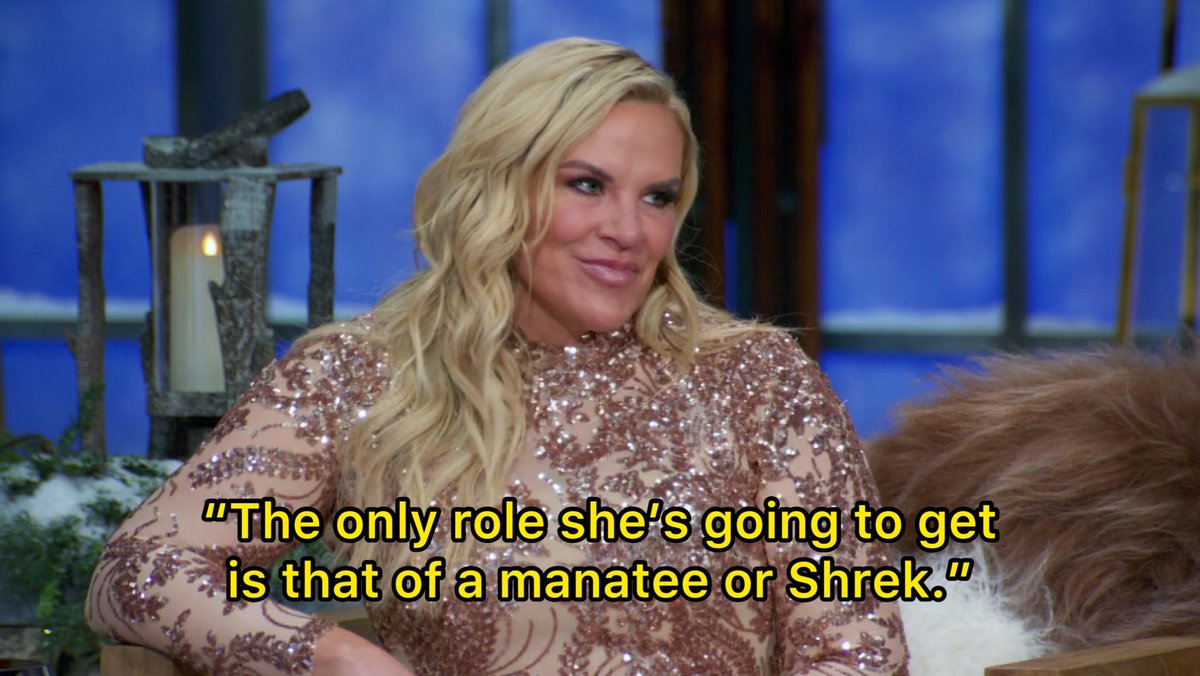 queensofbravo's tweet photo. Whitney: “I don’t understand how Meredith can stand by Mary with the way she’s treating all of us.”

How Jen treats the group: https://t.co/YLRtm0sB9Q