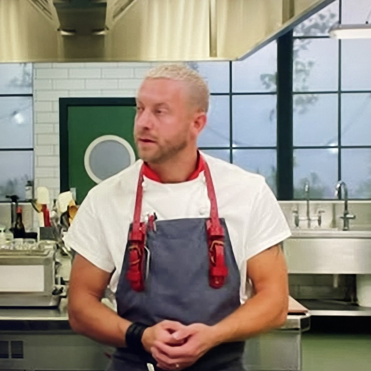There he is! 🥰
<a href="/DaveJCritchley/">chef dave critchley</a> 
#surprisesurprises 

<a href="/GBMofficial/">Great British Menu</a>