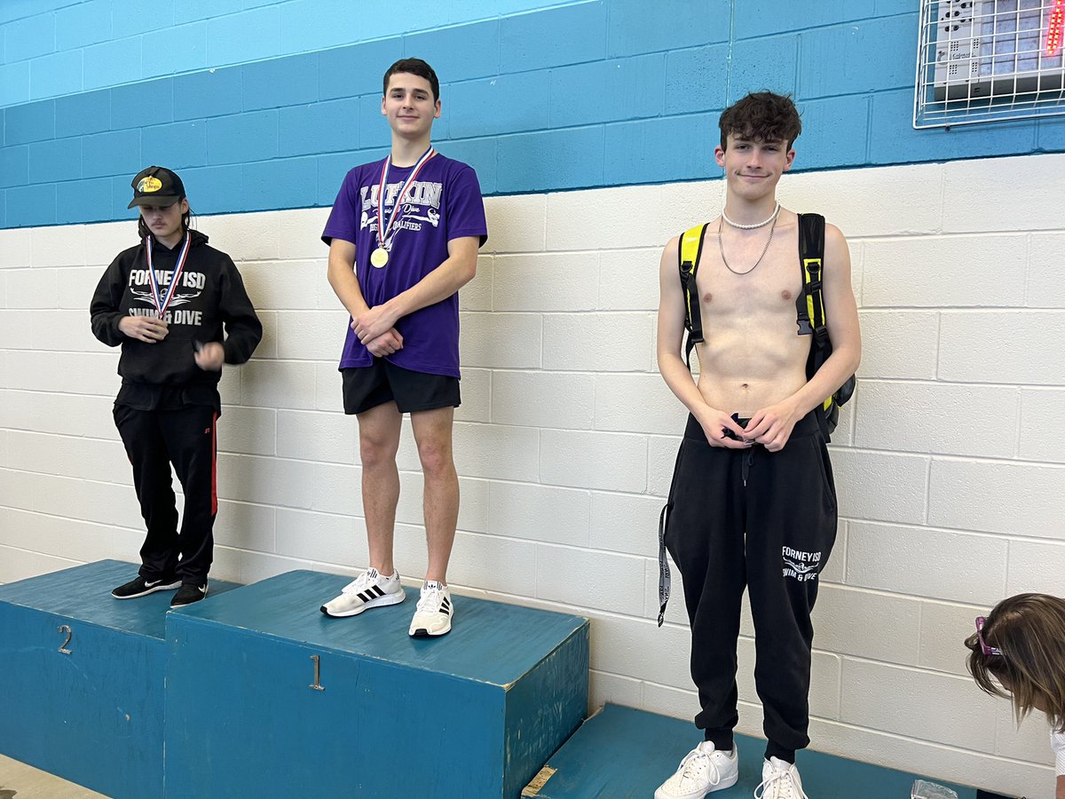 Regionals Champ and State Bound!  Congratulations Carter Wood! <a href="/media_lhs/">LHS Media</a>