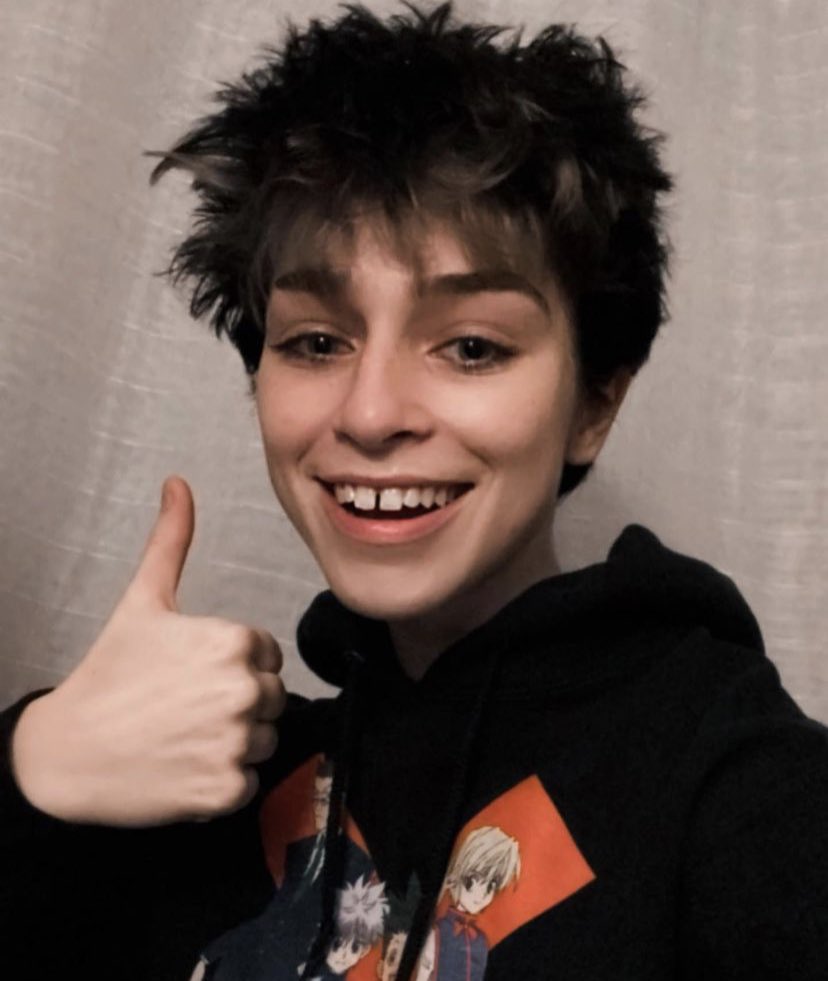 The most handsome of puppies has returned! 

  Give him some love today!