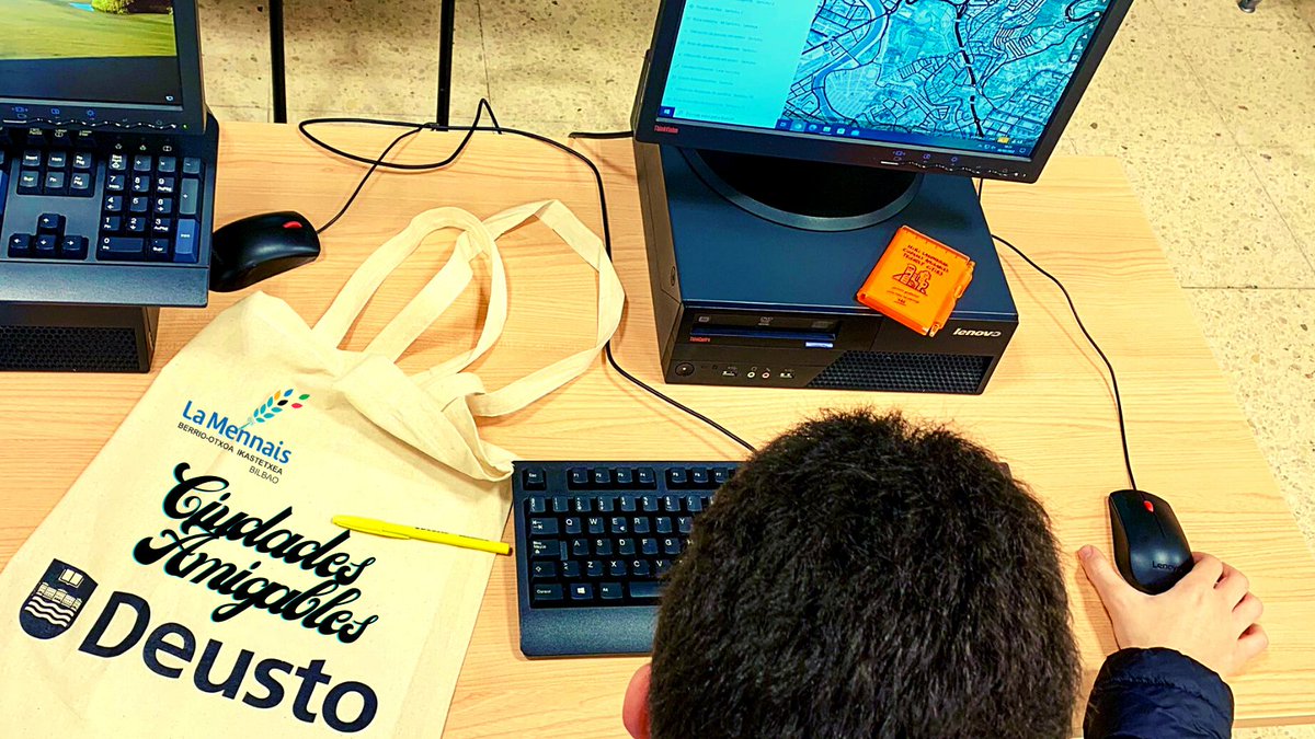 berriotxoaikastetxea tweet media