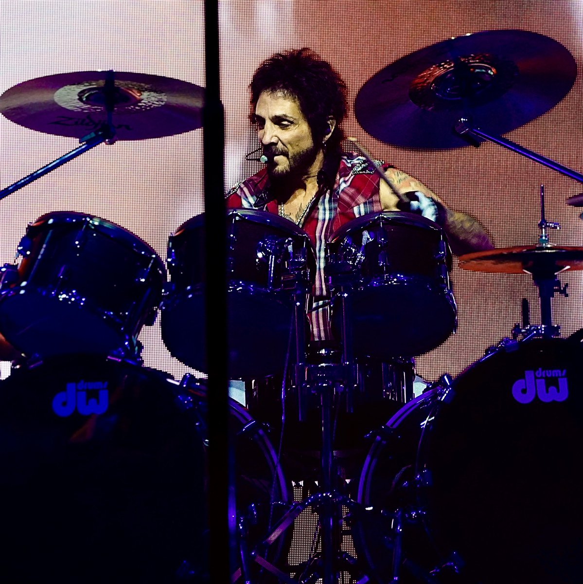 DeenTheDrummer's tweet photo. Brothers and sistersβ¦
HIT your week HARD and make it GREAT!!
ππ»π₯π₯
#deencastronovo #teamdeeno
#rockyourweek #makeitgreat
π· Donna Brooks https://t.co/m2WqOusjXg