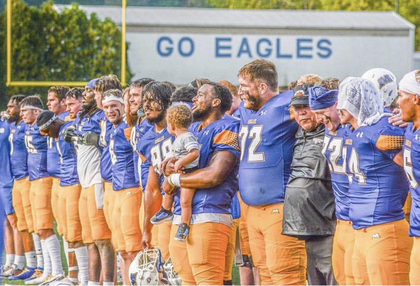 #AGTG Thank you, family, coaches, and teammates you guys help make this possible 💙💛 <a href="/CoachMicahJ/">Micah Johnson</a> <a href="/MSUEaglesFB/">Morehead State Football</a> @DunbarBulldogs1