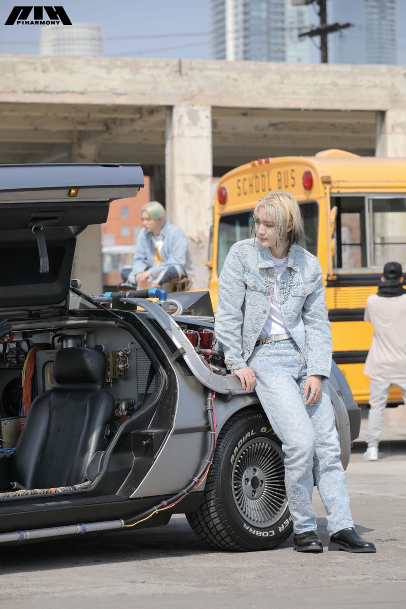 SoulFrance's tweet photo. 🐱WEVERSE UPDATE || 08/02/2022

[06/02/22]
Retrouvez SOUL sur les photos prises lors du tournage du MV.

#P1Harmony #SOUL // #Cha🌱 https://t.co/oKjediC6OL