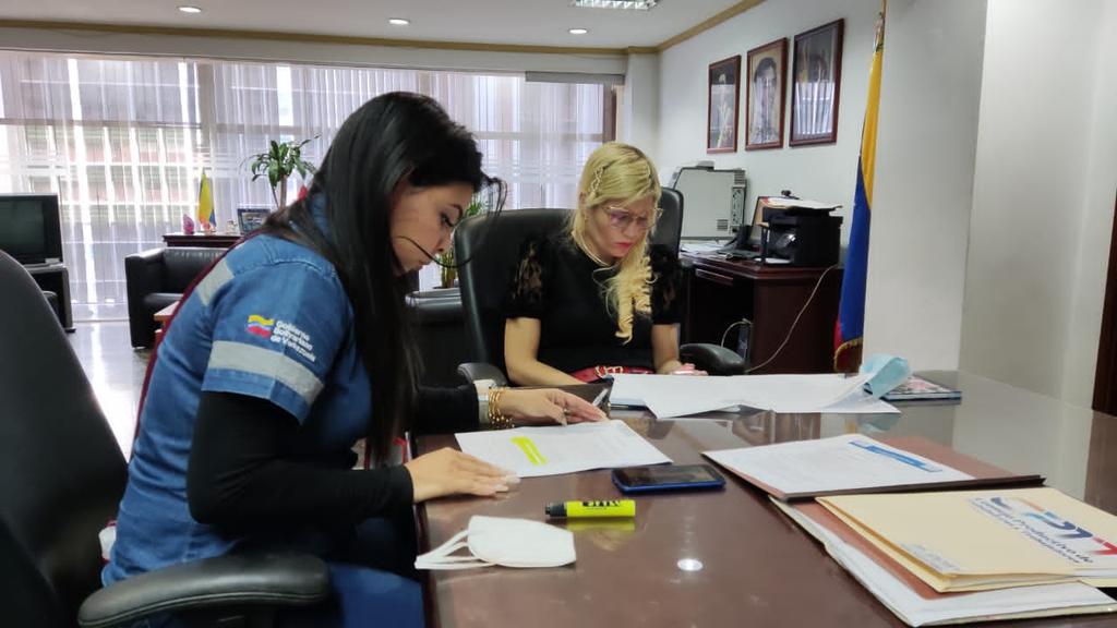 NubyfredR's tweet photo. El trabajo en equipo en alianza con las instituciones del estado para organizar desde el vice MPPPT para la renovación de los CPTT Cementeros. @Funtbcac_Cem @FUNTTBCCAC_VE @UguetoRamon @LAuguteris @LuisrCarrillo84 @MIGUELG487 https://t.co/bdJlSz1lib