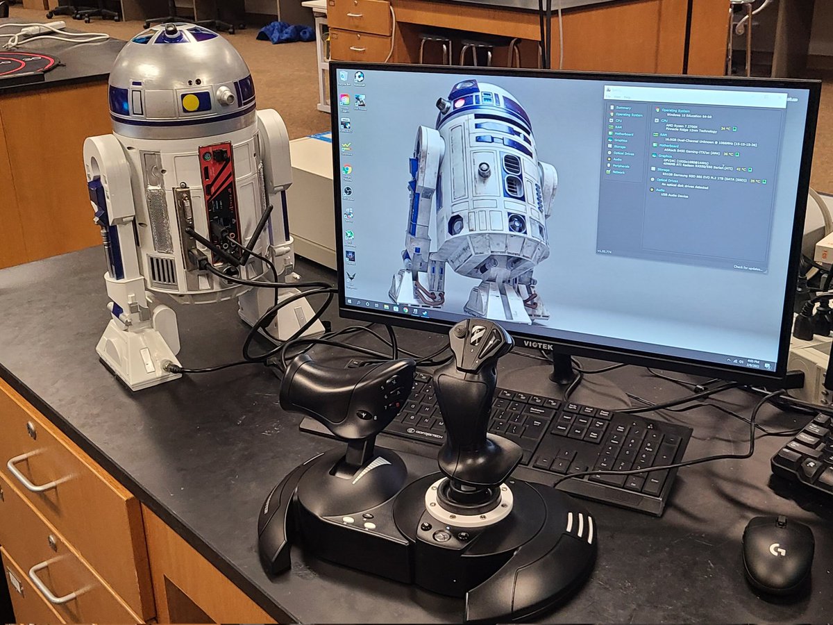 Culzephyr's tweet image. R2D2 PC @LinusTech 
Specs:
ASRock B450 Gaming-ITX Motherboard
AMD Ryzen 7 2700x CPU – 8 Core, 16 threads
16GB of G.Skill Ripjaws V Series (2 x 8GB) (PC4-25600) DDR4 3200
4GB ATI Radeon RX550 Graphic Card