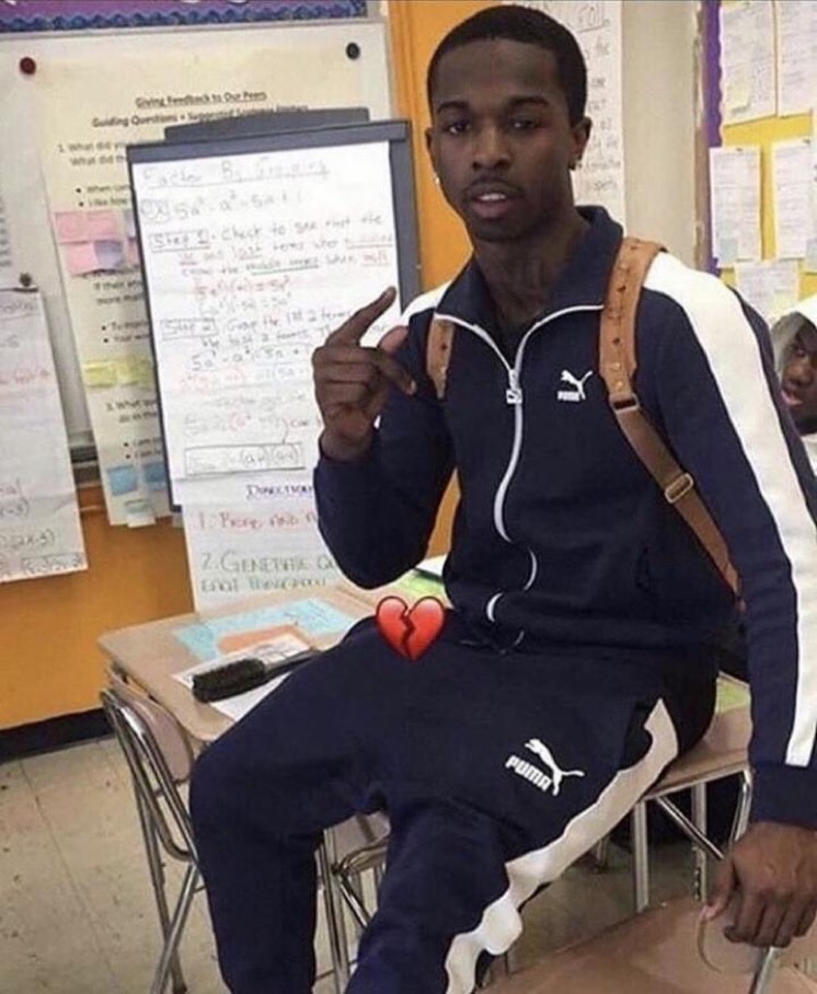rap pics that go hard (@hardrappics) on Twitter photo Pop Smoke in high school, 2018 Pop Smoke in high school, 2018