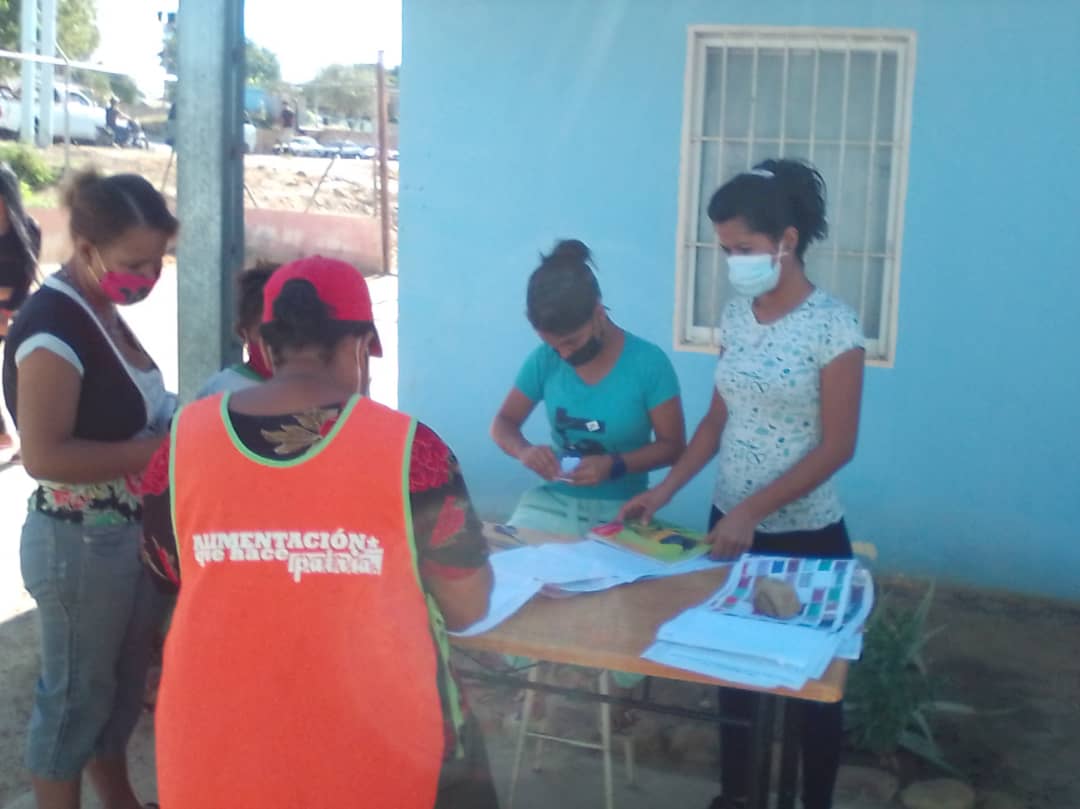 #8Feb #Sucre/Seguimos avanzando a pasos de vencedores en las #CDA con las Jornadas de Caracterización de los misioneros para así llevar el Control y Seguimiento eficiente  #PatriaLibreYSoberana <a href="/NicolasMaduro/">Nicolás Maduro</a> <a href="/NorisHerrerar/">Noris Herrera</a> @MP_Comunas <a href="/PedroMelendez86/">Pedro Meléndez</a> @GPintoVzla <a href="/FundaproalO/">Fundación Programa de Alimentos Estratégicos</a>