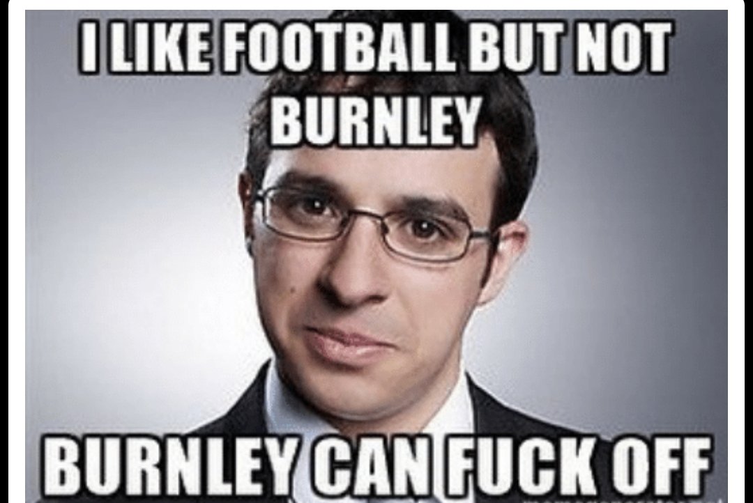 HanBlight's tweet photo. Man United Fans right now 🤦‍♀️ #mufc #BURMUN https://t.co/ZQzwGeqrkH