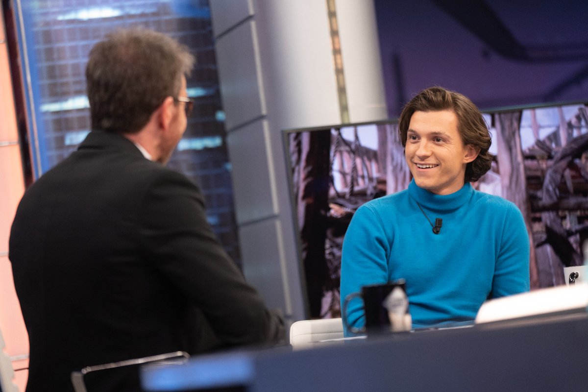 Tom Holland está en <a href="/El_Hormiguero/">El Hormiguero</a> presentando #UnchartedLaPelícula, donde interpreta a Nathan Drake en la carrera por el mayor tesoro nunca encontrado. ¡No te la pierdas, exclusivamente en cines, el 11 de febrero! #UnchartedEH