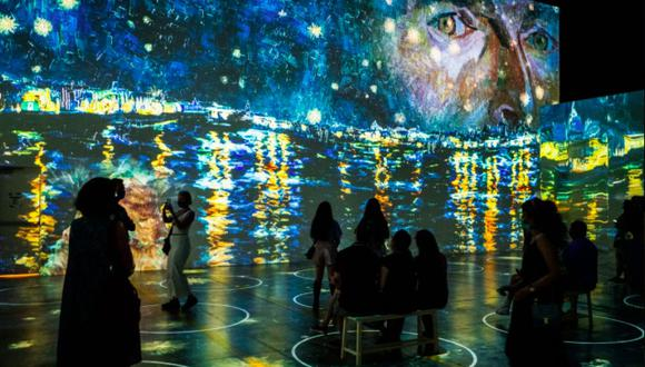 BryanParedes_'s tweet photo. La muestra inmersiva de Van Gogh tendrá como local a la Sede Legado Videna de San Luis y abrirá sus puertas desde el 1 de marzo al 3 de mayo, con la presentación de 300 obras del pintor. Habrá figuras 3D, museografía, proyecciones inmersivas, selfie spot. Entradas en Teleticket. https://t.co/ntdDuERC0p