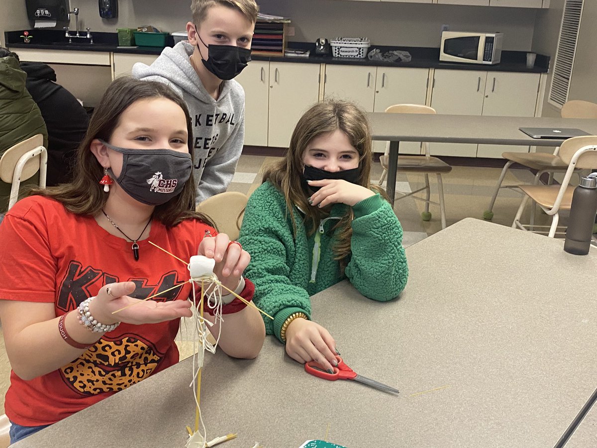 eboorNJ's tweet photo. Students in Mrs. Tortorelli’s Science Classroom create Spaghetti Marshmallow Towers to understand teamwork and learning through failure to modify and improve their designs.  #engineeringdesignprocess #theleaningtowerofspaghetti #spaghettimagnifico🍝 @mtortorelli6 @HowellTwpMSS 😎 https://t.co/EQneiV3U51