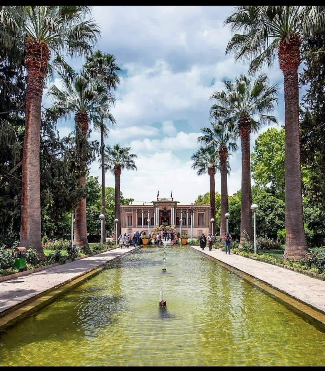 Ariyo_bar's tweet photo. The beautifuls of my land

"Golshan Garden of Shiraz"
#Iran -shiraz https://t.co/HCJHkHyRFh