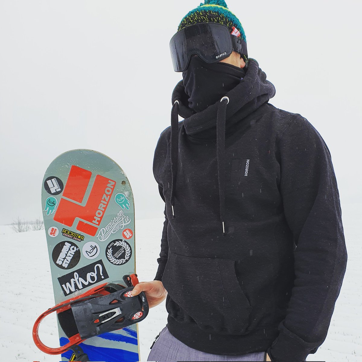 CROSSNECK HOODIES
all sizes in all colours back in stock
horizonwatches.co.uk