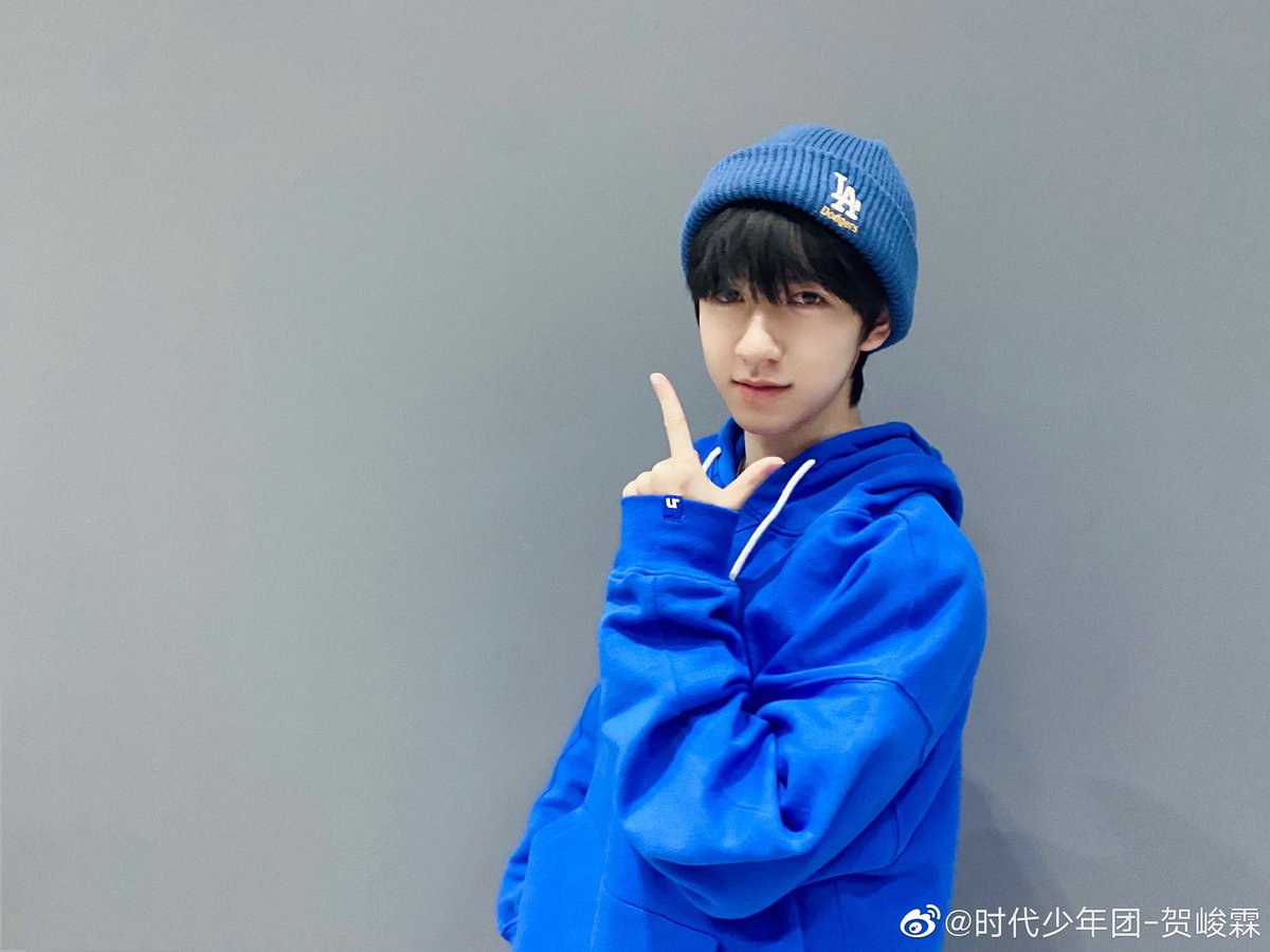 TNT_LATAM's tweet photo. He Junlin actualizo en Weibo
"Comparte a un joven pequeño azul, la sonrisa que está siendo dominada por la tarea día a día 😊. ¡Estoy realmente feliz jajajajajajaja! No me hagan caso, ya estoy loco "
#HeJunlin #Junlin https://t.co/FKlI9WGx6b