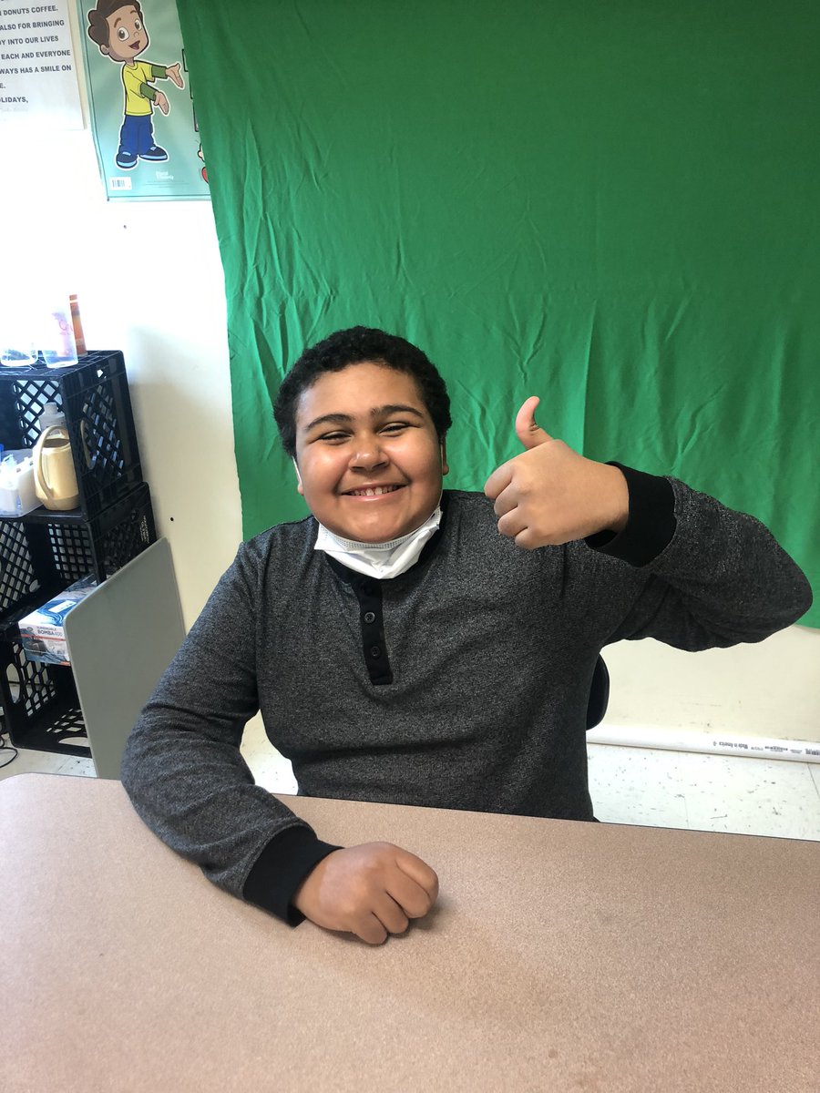 nbartley6's tweet photo. So fun to collaborate on a green screen @WeVideo project with @NatickAccess at @wmsnatick! Amazing start, students rocked it, and can’t wait to help in creating their video next week. @natickps #natickps #relationshipsmatter https://t.co/uaOFHMSJCg
