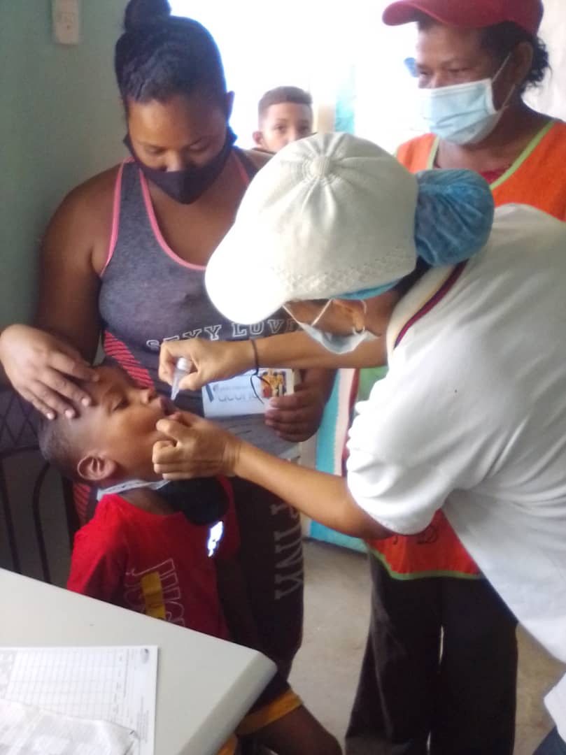 #8Feb #Sucre/Jornadas de Caracterización de los misioneros para así llevar el Control y Seguimiento eficiente y Jornada de Vacunación para los niños y misioneros #PatriaLibreYSoberana <a href="/NicolasMaduro/">Nicolás Maduro</a> <a href="/NorisHerrerar/">Noris Herrera</a> @MP_Comunas <a href="/PedroMelendez86/">Pedro Meléndez</a> @GPintoVzla <a href="/FundaproalO/">Fundación Programa de Alimentos Estratégicos</a>