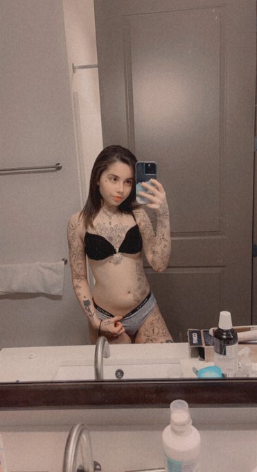 🥰🥰🥰 https://t.co/FllN6t1wvM<a href="/tag/cutegirl"class="tags"><span>#cutegirl</span></a><a href="/tag/fyp"class="tags"><span>#fyp</span></a>