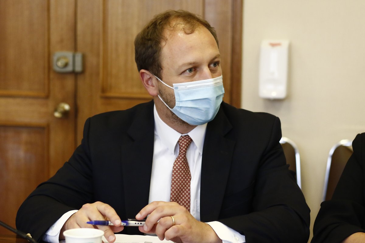 📰#ConexiónT13 | Presupuesto para el futuro Gobierno
 
<a href="/AlejandroWeberP/">Alejandro Weber</a>, ministro (s) de Hacienda: “Las finanzas públicas están completamente sanas (...) vamos bajando nuestro déficit estructural"

🔴bit.ly/3ar39Tk