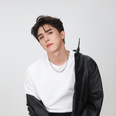 bxxm_rvw's tweet photo. #NewProfilePic https://t.co/dqdO9E7WRi