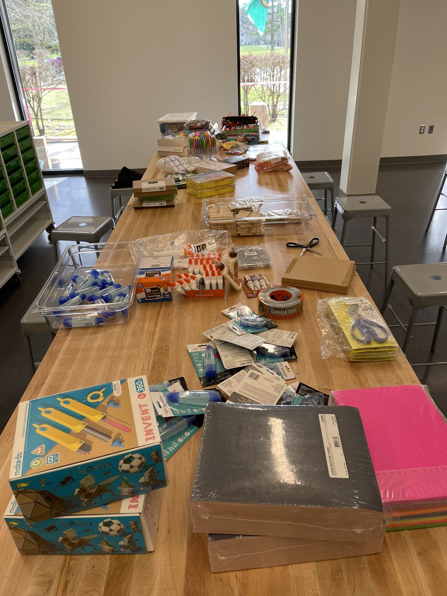 CLISeattle's tweet photo. We did it!  Today we got to the okay to start moving into our brand new space.  Watch out - great things just around the corner. 

#showcaseschool #gostsfalcons
#socialinnovation https://t.co/PGlSfAOqnn