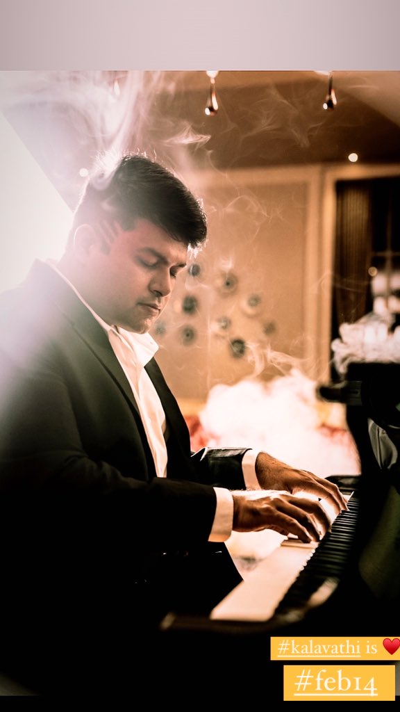 MusicThaman's tweet photo. #Kalaavathi Will Stay in Ur Hearts 💕 For Ever ♥️ #feb14th Come soon Please 🎬🎧#SuperStar Shining ⭐️

#SvpFirstSingle Is From the heart and full of Hearts ❤️🎭 https://t.co/5xEU92JIjj