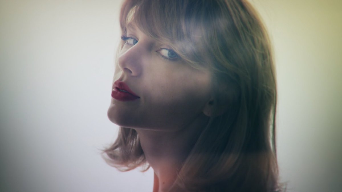 PopBase's tweet photo. 7 years ago today, Taylor Swift released ‘Style.’

The third ‘1989’ single became the third consecutive Top 10 hit off the record. It became a #1 hit on radio and is often highlighted as one of her best pop tracks to date by critics and fans alike. https://t.co/2INfGeq6RW