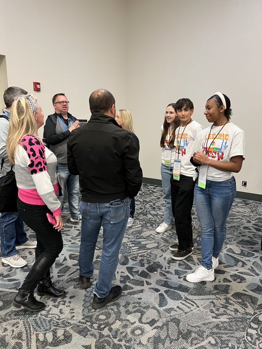 OBMSChromeCrew's tweet photo. Enjoyed sharing our story at #TCEA2022 today! #rcisdjoy #ouidabest https://t.co/NaKsGqDHJ3