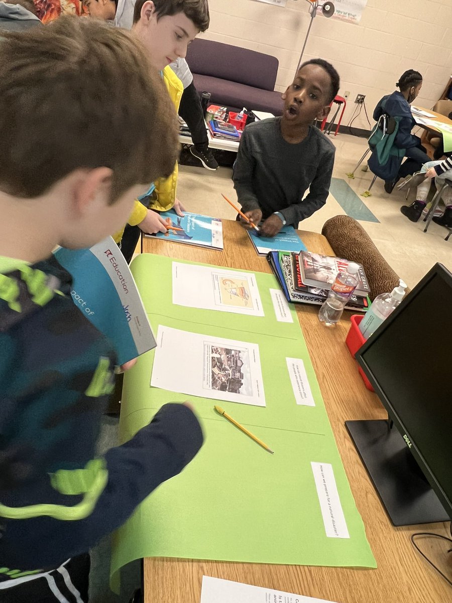 edgellcation's tweet image. We are inferring the topic and loving this activity. Discussion, multimedia, moving, writing, and more!! We look forward to picking our research topic tomorrow 🤓😍 @ChristianaES1 
#NewModule #WorkWorkWork #EmpowerExcellence #EdgellFamily310