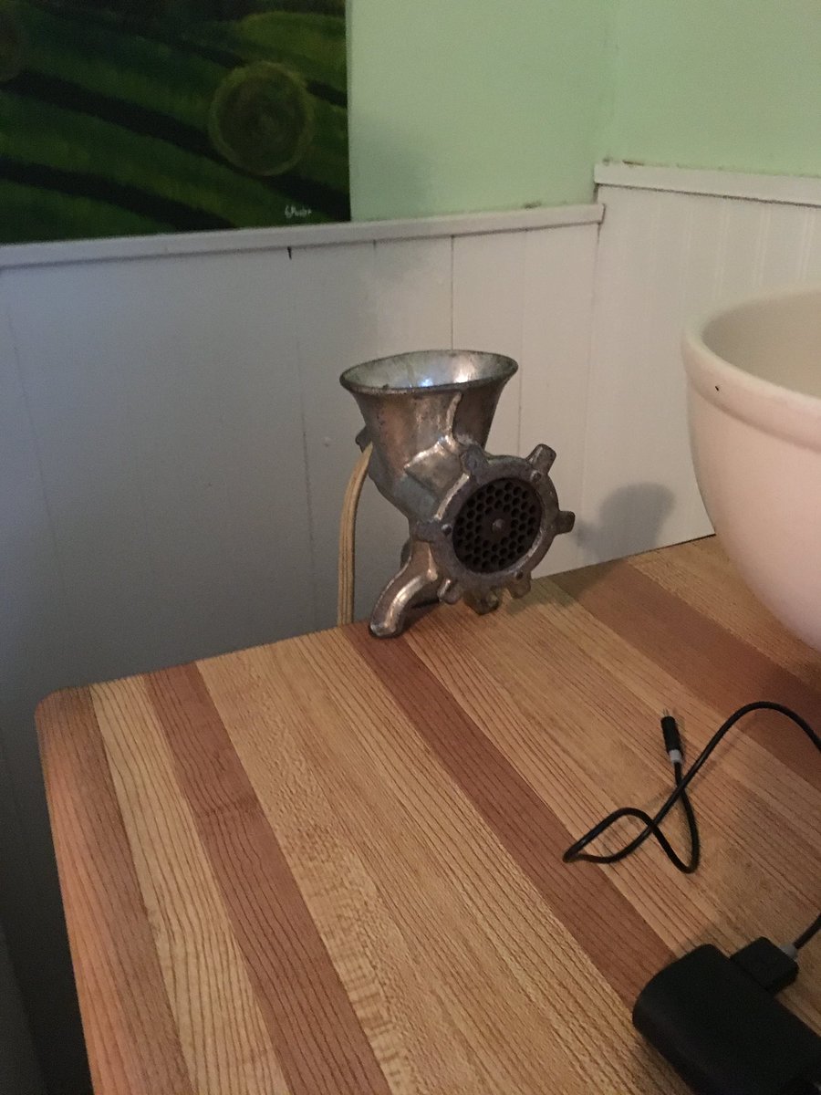 apoptosess's tweet photo. A few more shots of Will’s house:

•A view looking out the front door

•The side of the living room Will’s bed was on

•The piano, which Mads apparently played during filming

•A meat grinder attached to the counter, which was used by Will when making his dog food https://t.co/Y8yILZbK4E