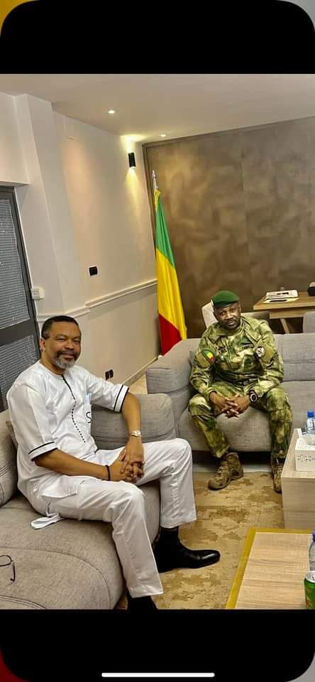 Abibe8Abibe's tweet photo. C I-225 Vous faites la fierté de l'Afrique, Qu'Allah vous protège.
Nous serons là pour le combat de l'émancipation, de la reconquête pour la souveraineté et la dignité de notre continent. #MerciProfesseur https://t.co/f18E2U5KNb