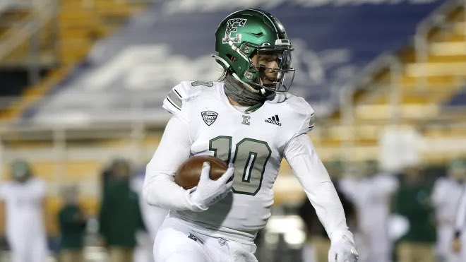 Quentin_thomas5's tweet photo. Eastern Michigan offered !! #GoEagles @CoachFlemingEMU https://t.co/VAzBuQ7MjE