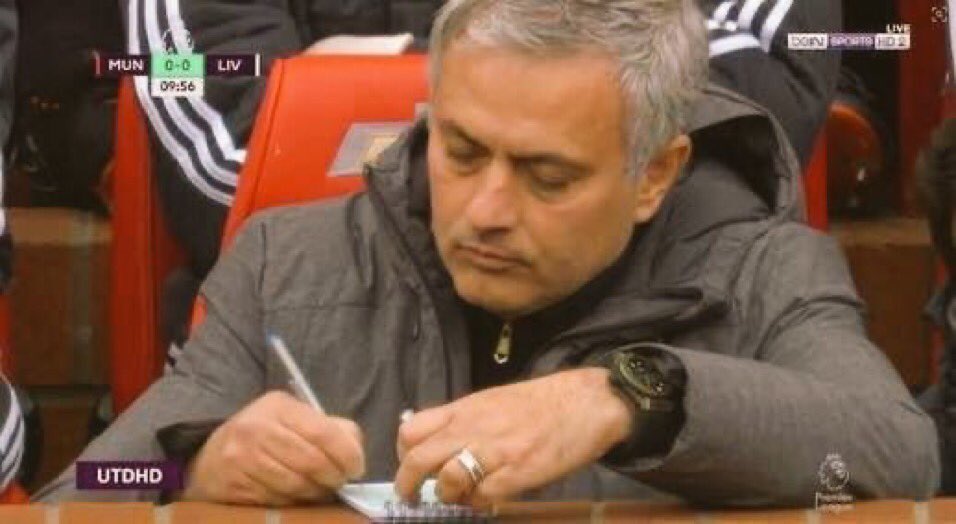 Mmonkoaa's tweet photo. choke her, deep kiss, make her laugh, change positions and smash!!!  Na oxlade footstep I de follow now Baba👏❤️ https://t.co/z7ijPdWF7N