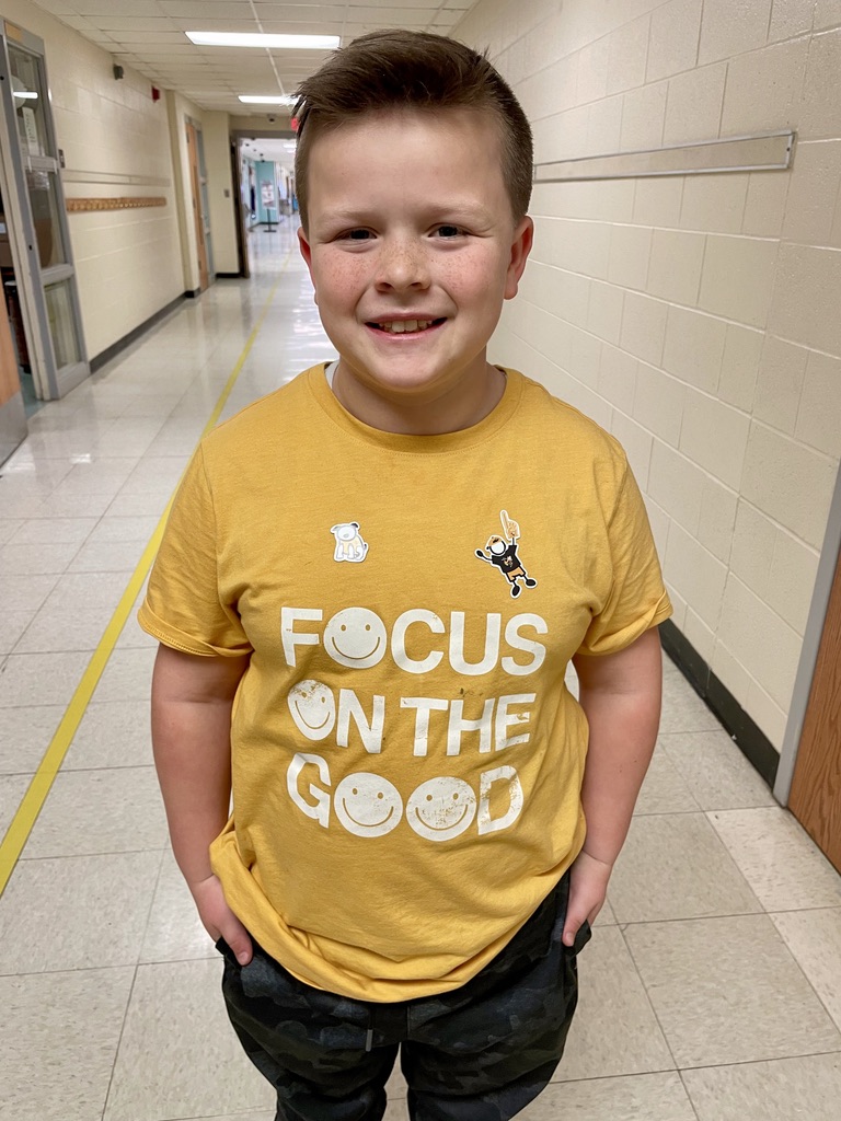 FPSHornets's tweet photo. It's a great day to be a McIntire Hornet! 🐝 Our students wear their Black and Gold with PRIDE each and every day! They make us so #FultonProud! 🖤💛 https://t.co/iYxMMIBZDB