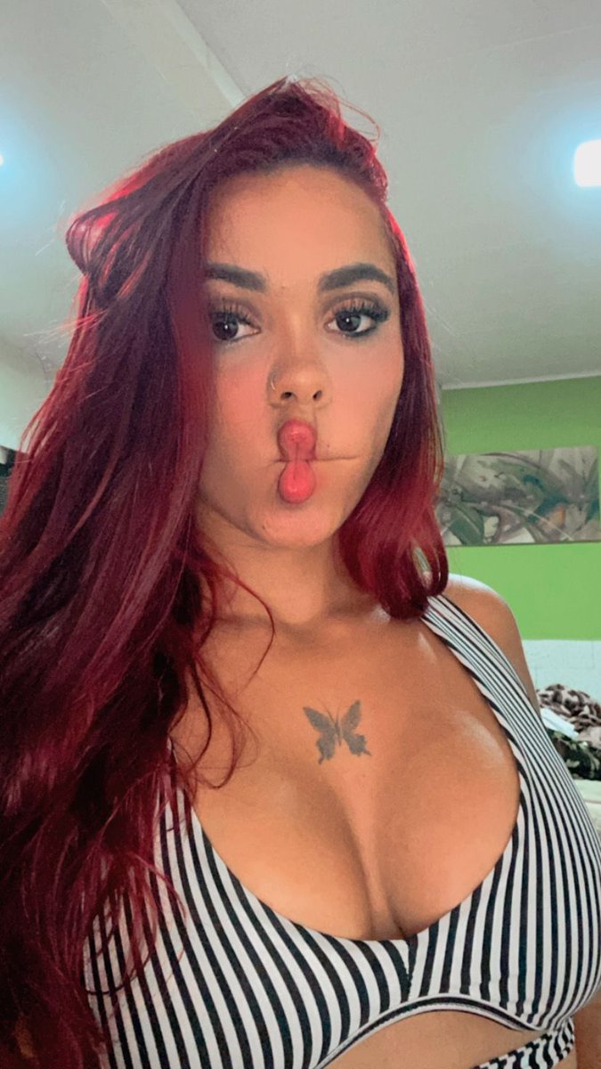 Ludmilamayaraaa's tweet photo. Eu amo essas fotinhas🥰 https://t.co/VuH9Y9hjZg