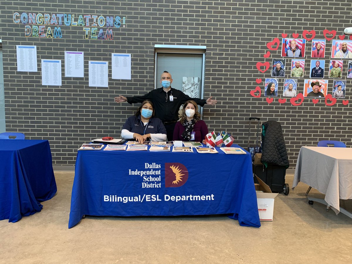 Kubagarcia's tweet photo. Welcome to the Superintendent’s Community Conversations and Dialogues 🤝👨‍👩‍👧‍👦 📊 📚 @dallasschools  @duallanguage @SHSDragonsDISD @Rpchavez4 @scerda2001 https://t.co/vSCvIpoRod