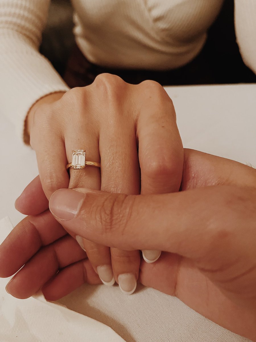 mirneymirn's tweet photo. From bridal party buddies to spending a lifetime together 🥰 my heart is so full I can’t wait to marry this one ♥️💍👰🏻‍♀️ https://t.co/AVISu2JbAQ